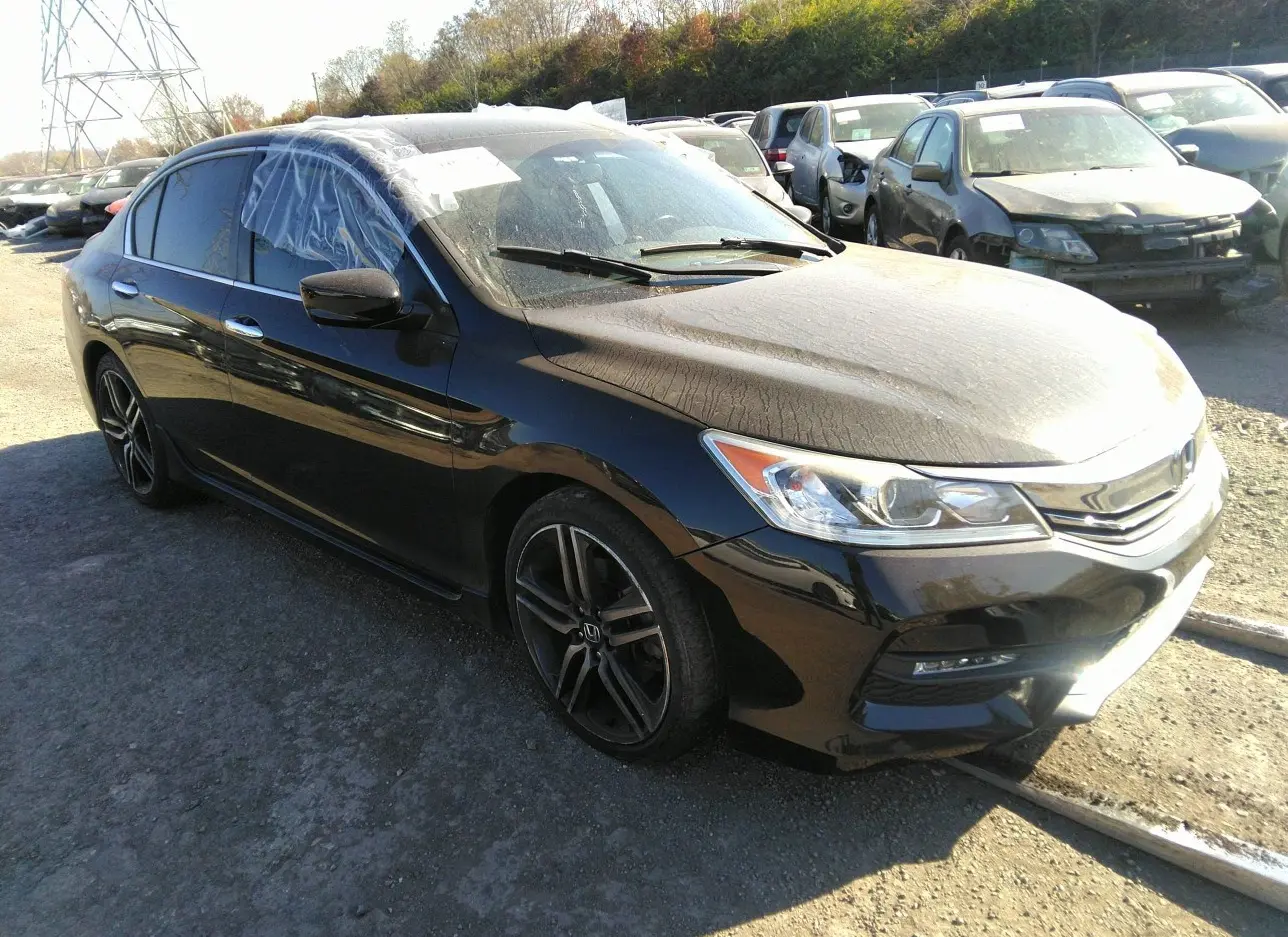 2017 HONDA  - Image 1.