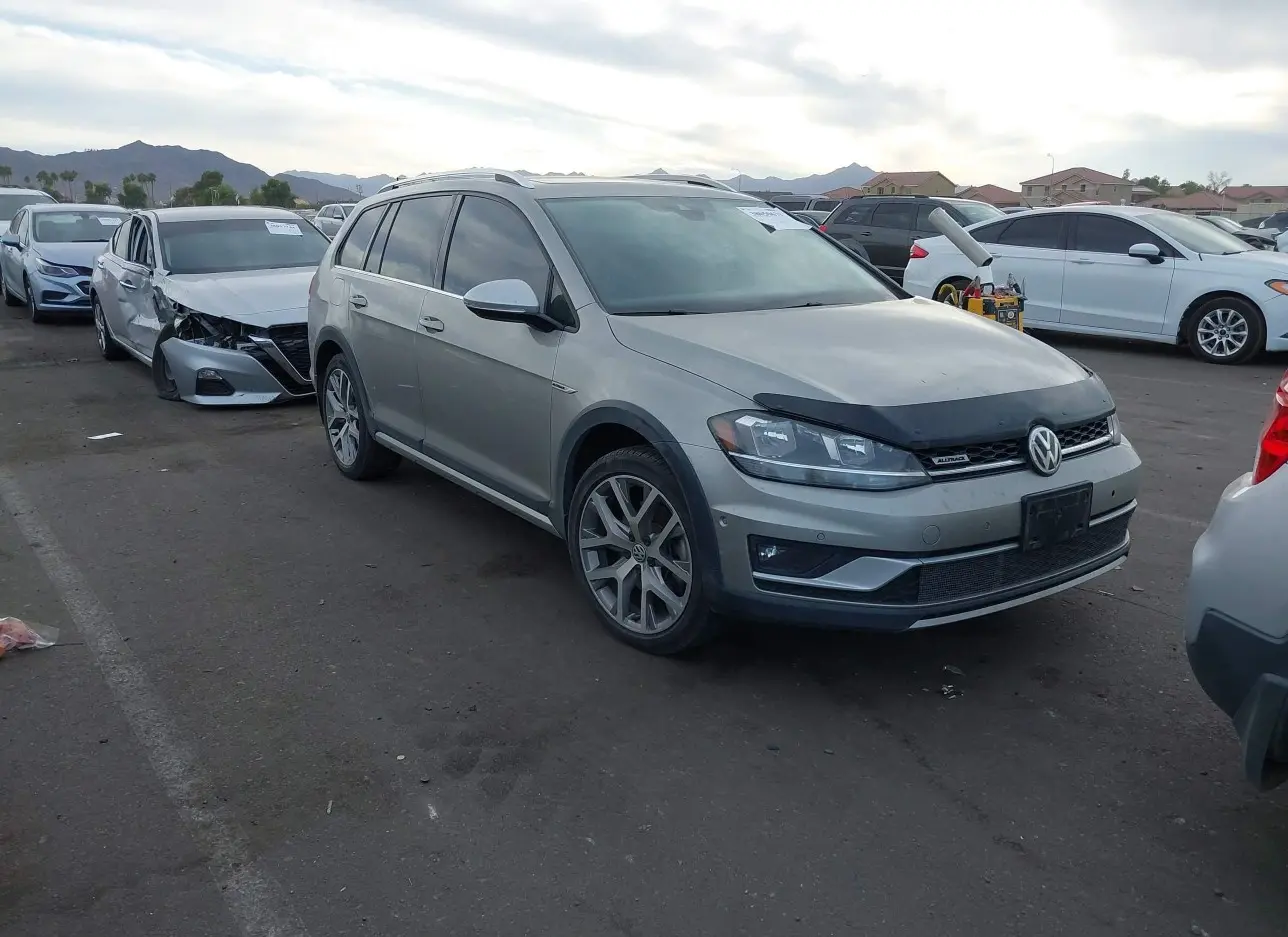 2018 VOLKSWAGEN  - Image 1.