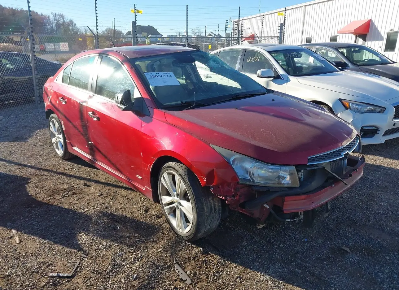 2011 CHEVROLET  - Image 1.