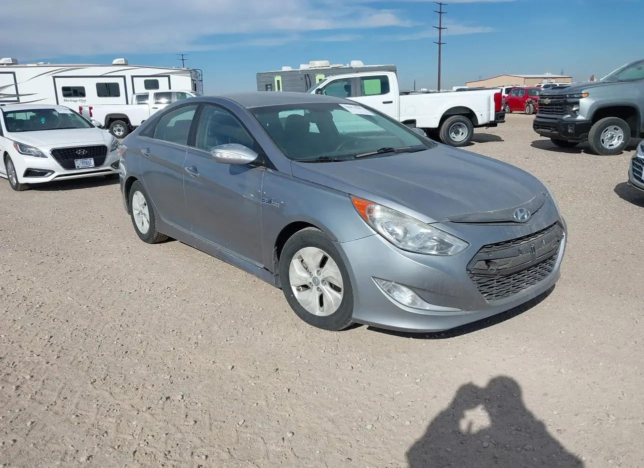 2015 HYUNDAI  - Image 1.