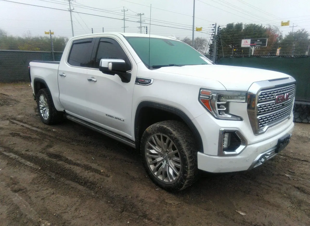 2019 GMC  - Image 1.