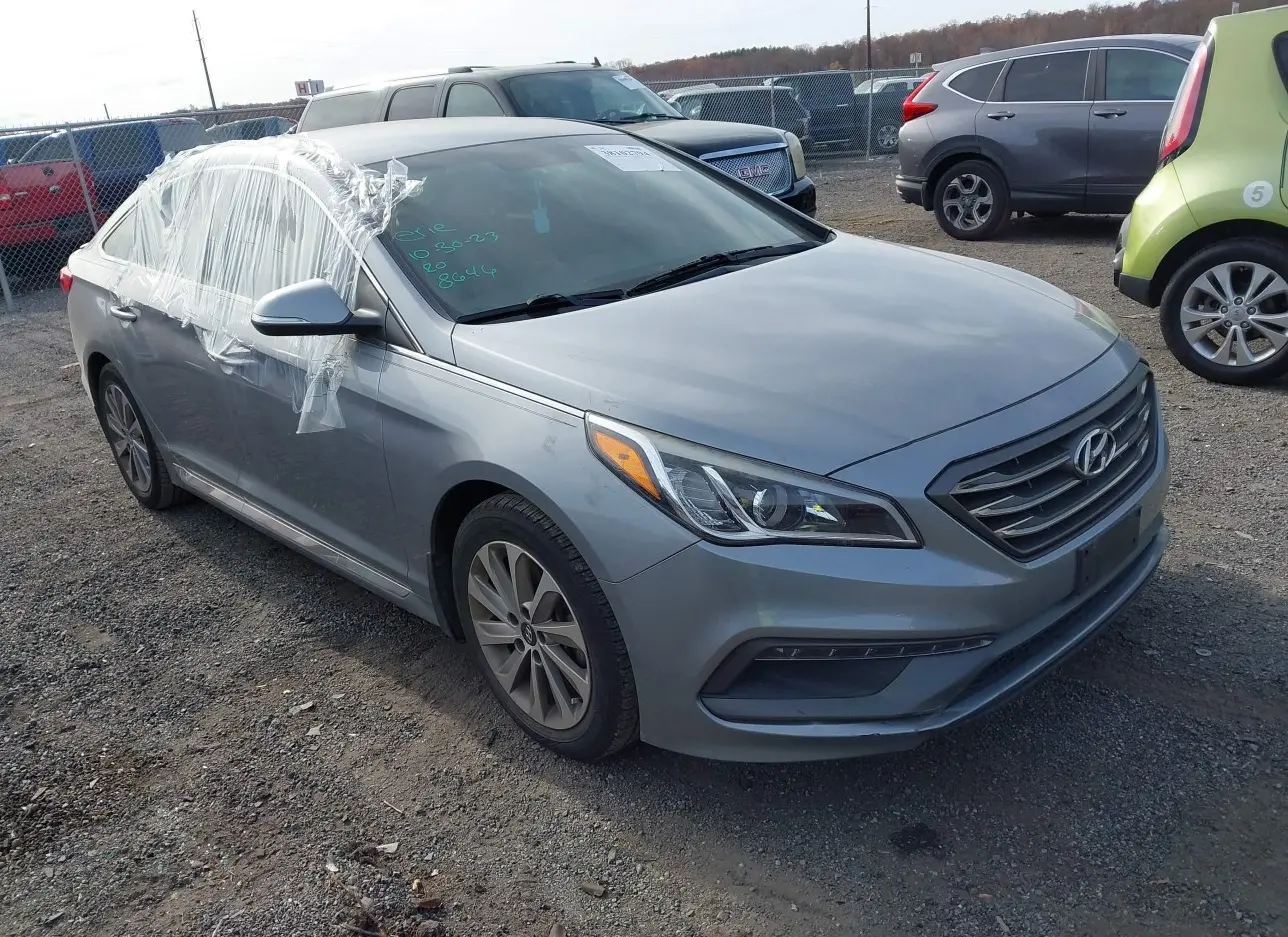 2015 HYUNDAI  - Image 1.