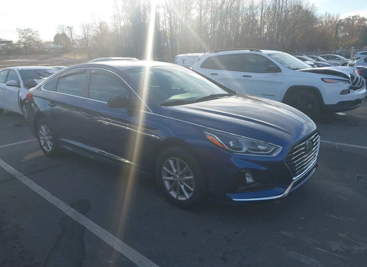 2018 HYUNDAI  - Image 1.