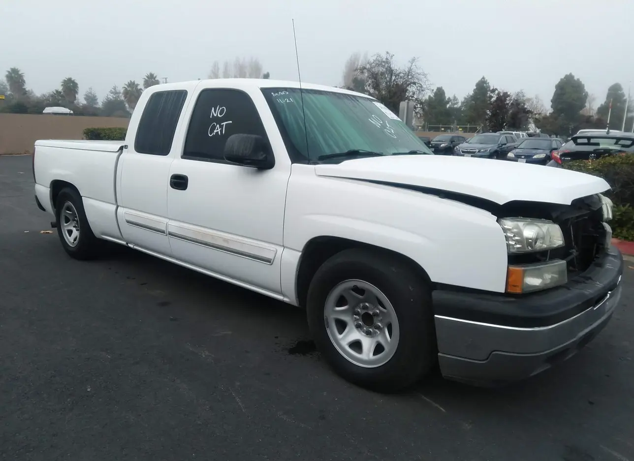 2005 CHEVROLET  - Image 1.