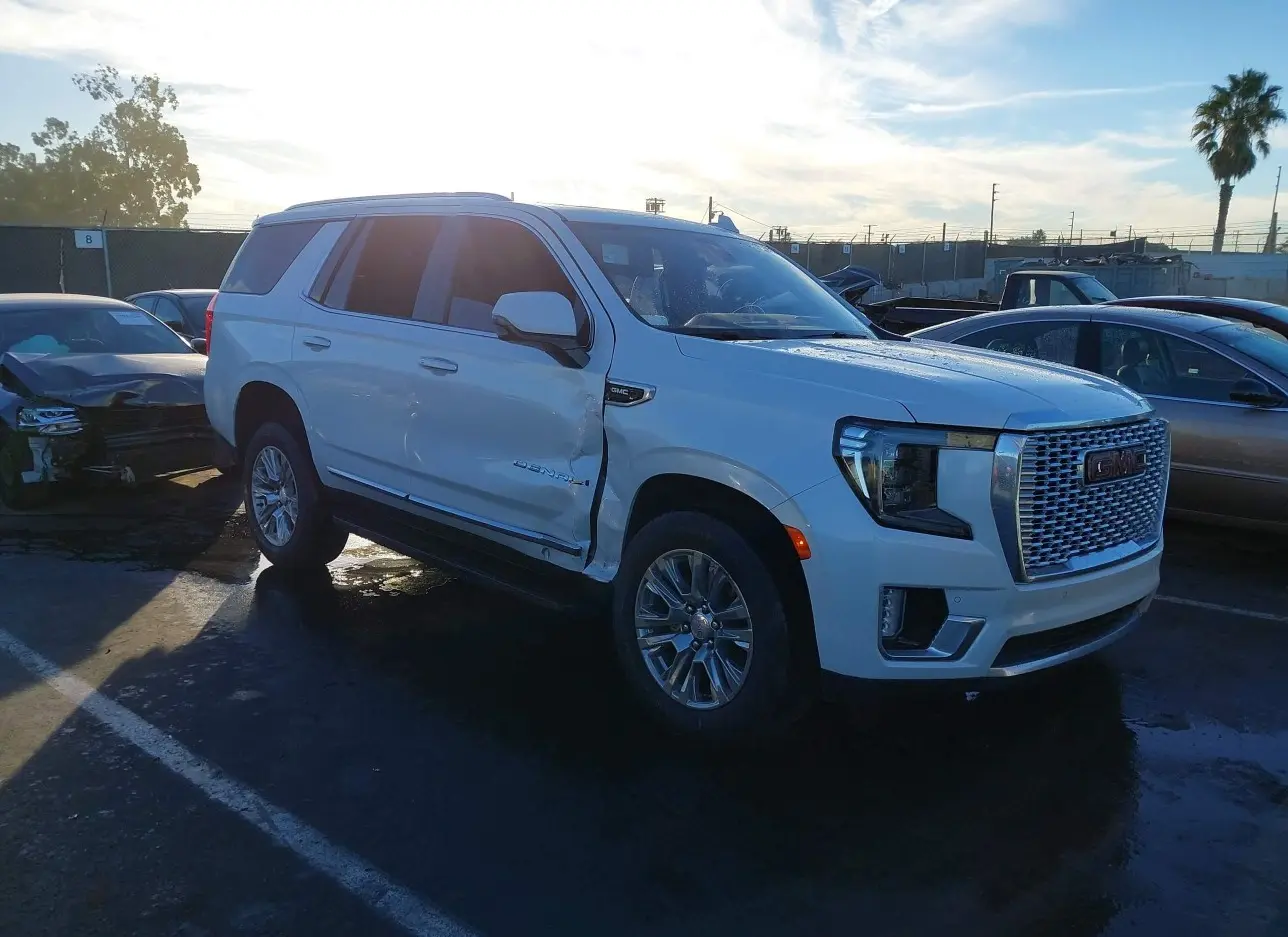 2021 GMC  - Image 1.