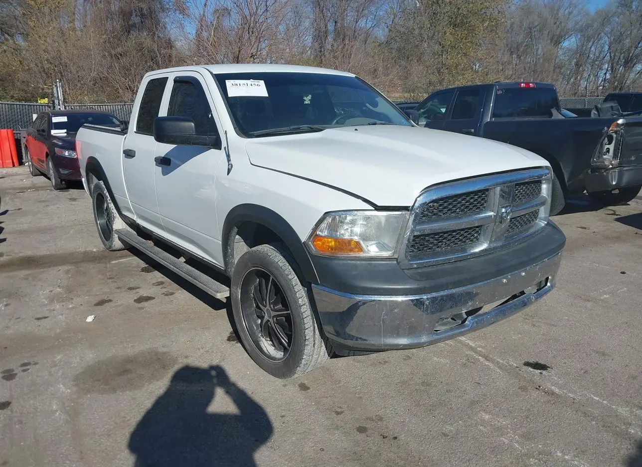 2010 DODGE  - Image 1.