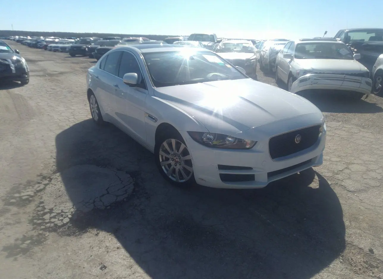 2019 JAGUAR  - Image 1.