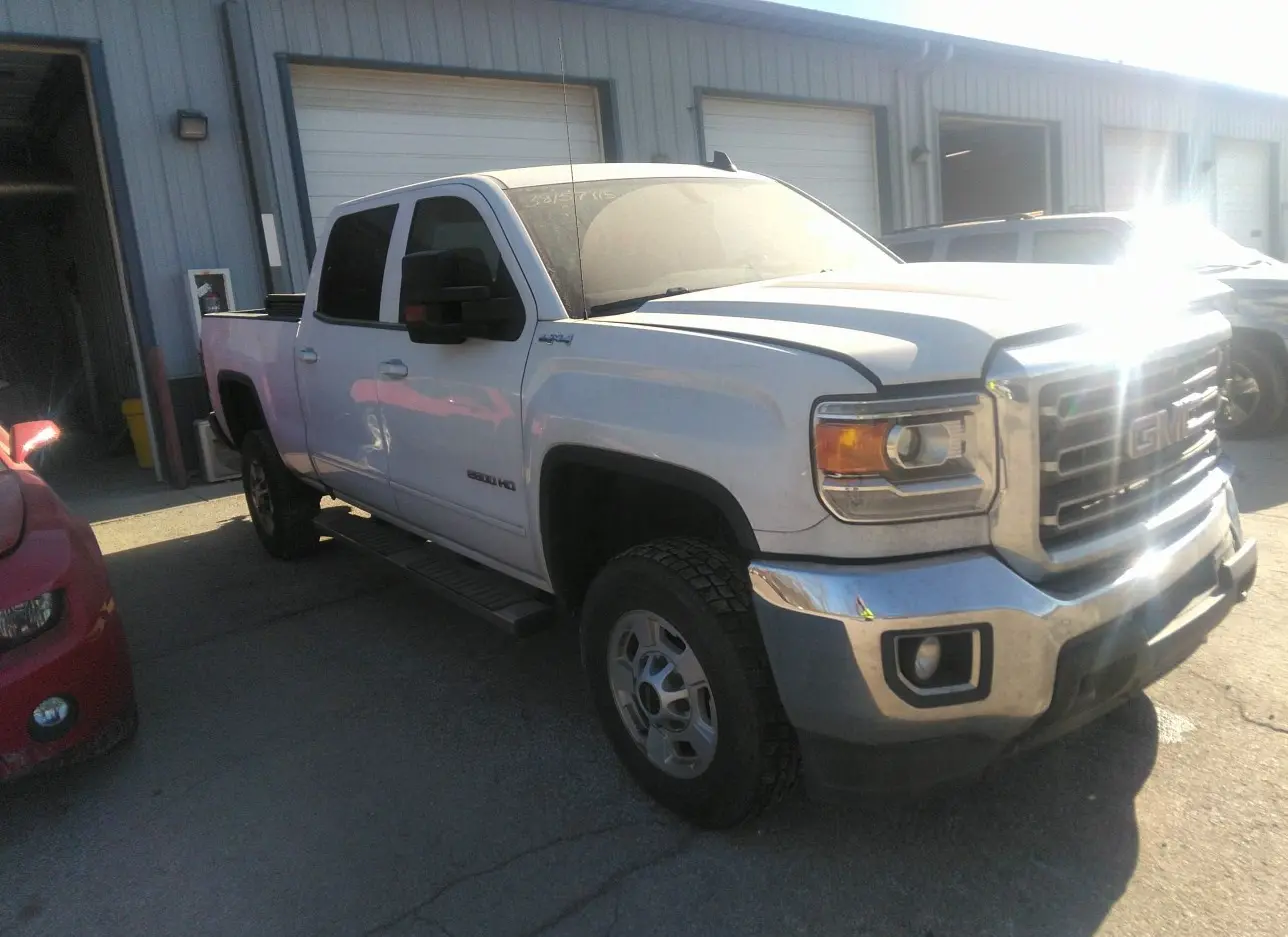 2017 GMC  - Image 1.