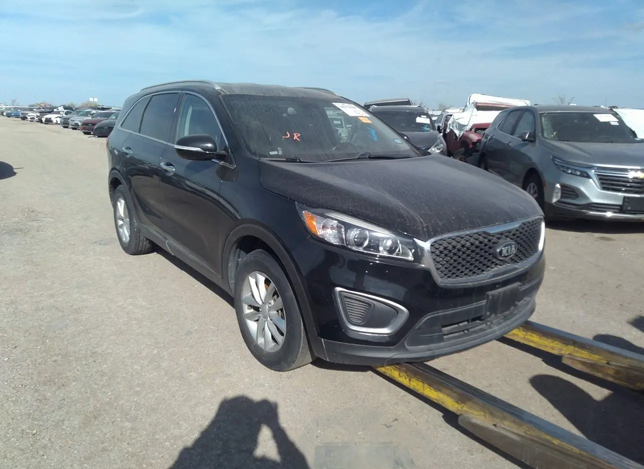 2017 KIA  - Image 1.