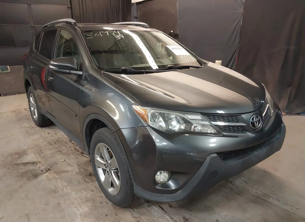 2015 TOYOTA  - Image 1.