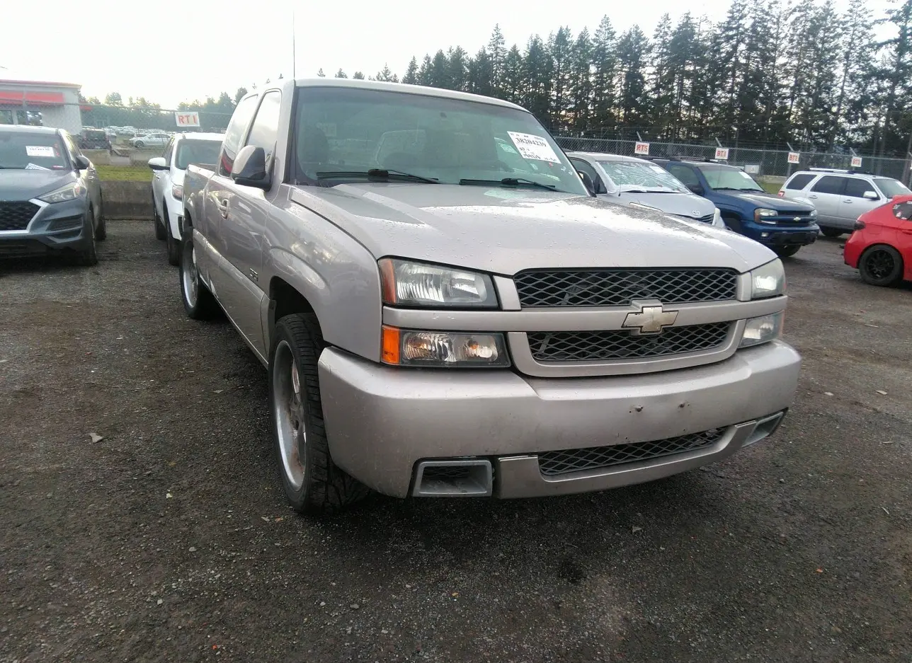 2005 CHEVROLET  - Image 1.