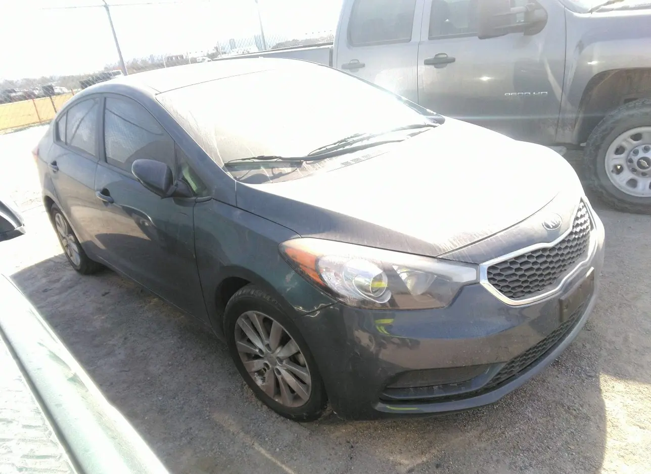 2016 KIA  - Image 1.