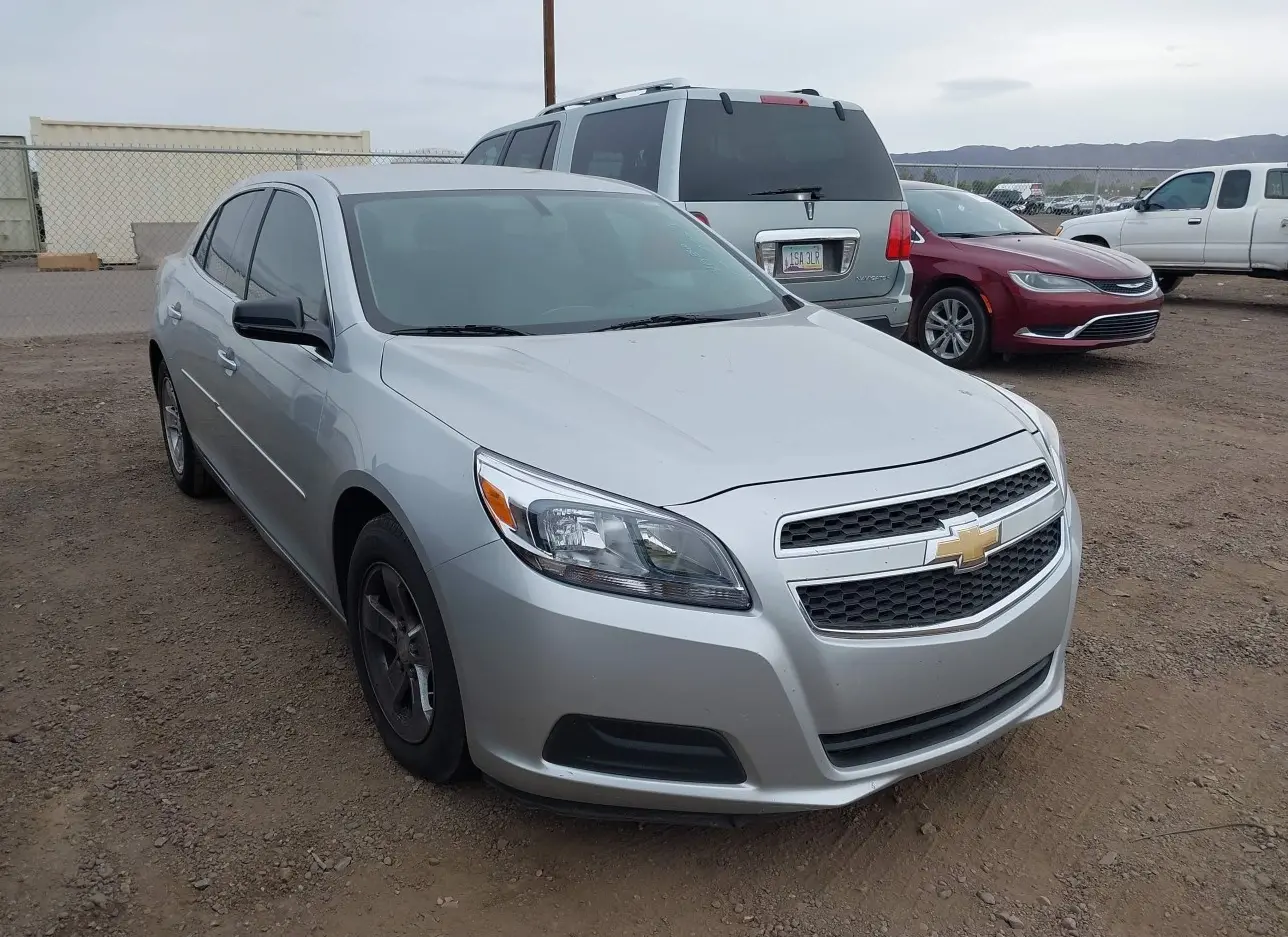 2013 CHEVROLET  - Image 1.