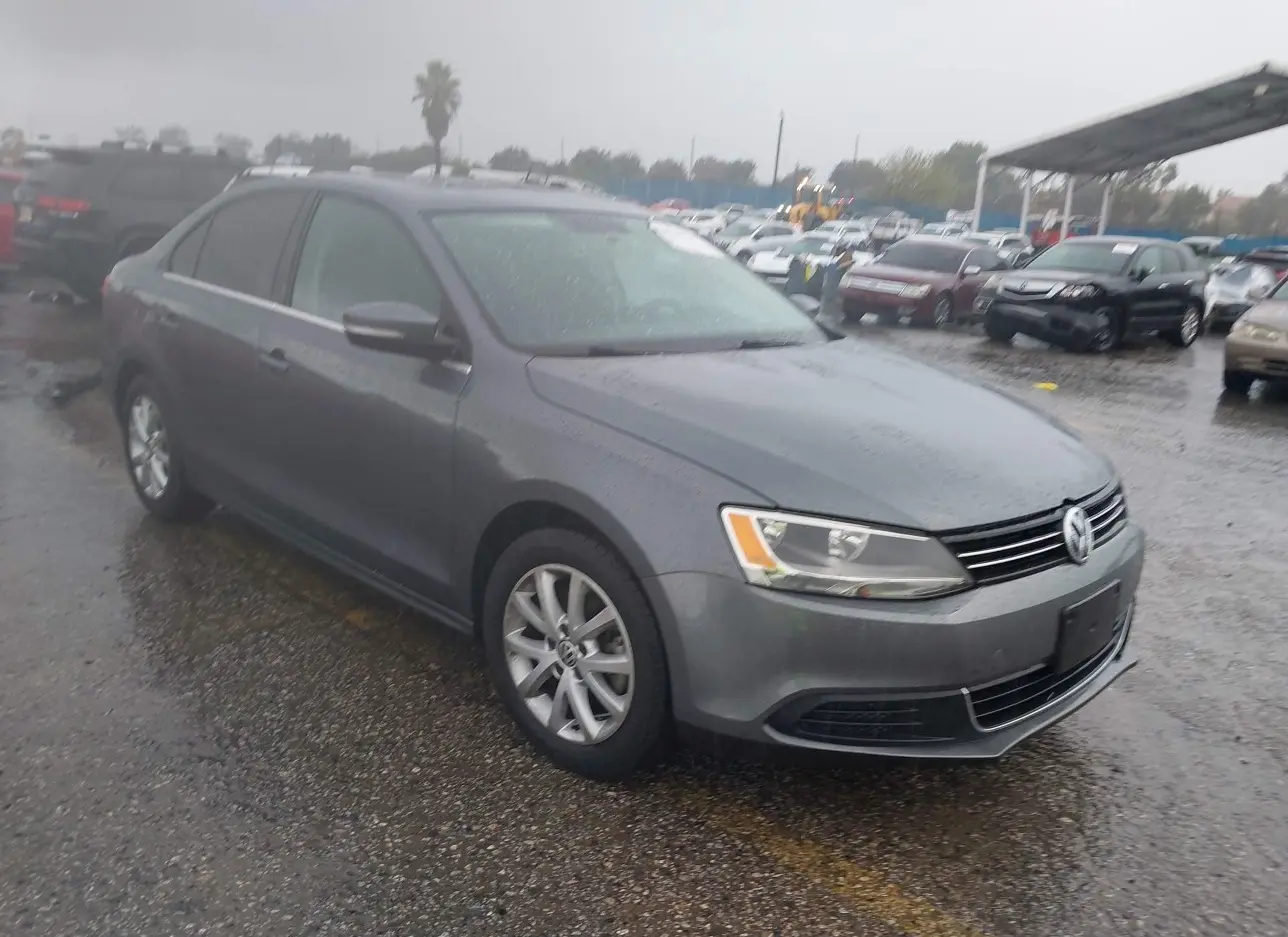 2014 VOLKSWAGEN  - Image 1.