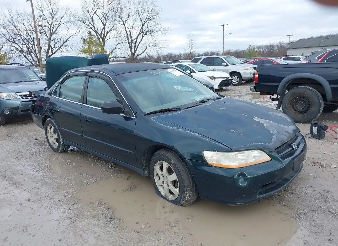 2000 HONDA  - Image 1.