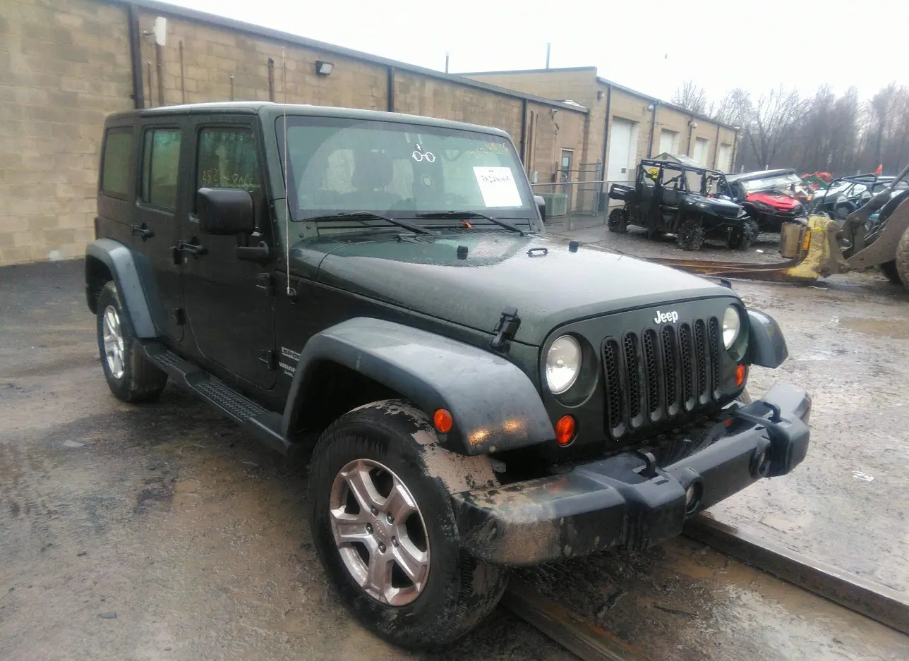 2011 JEEP  - Image 1.