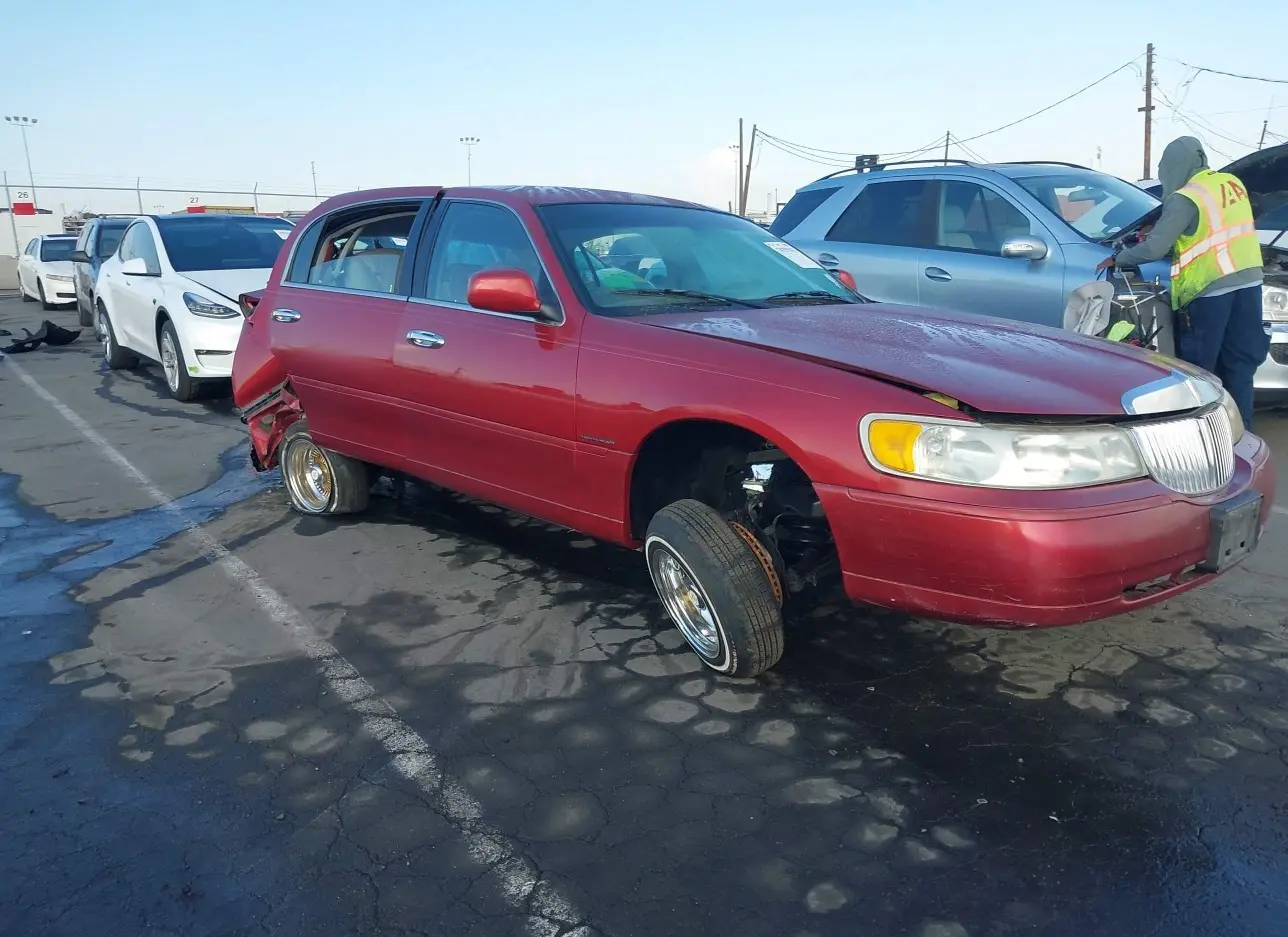 1999 LINCOLN  - Image 1.