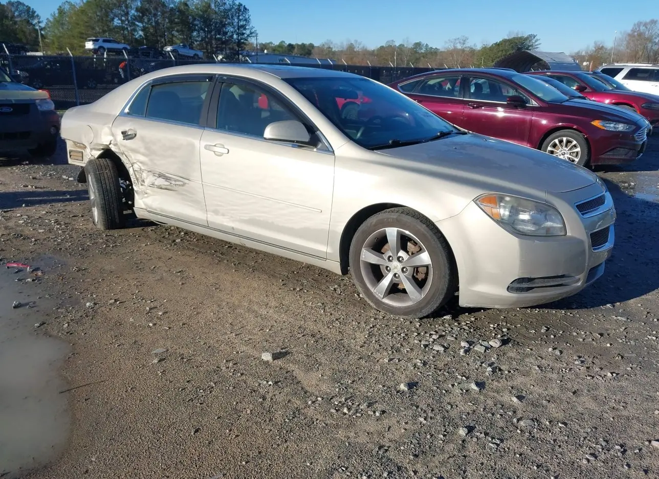 2011 CHEVROLET  - Image 1.