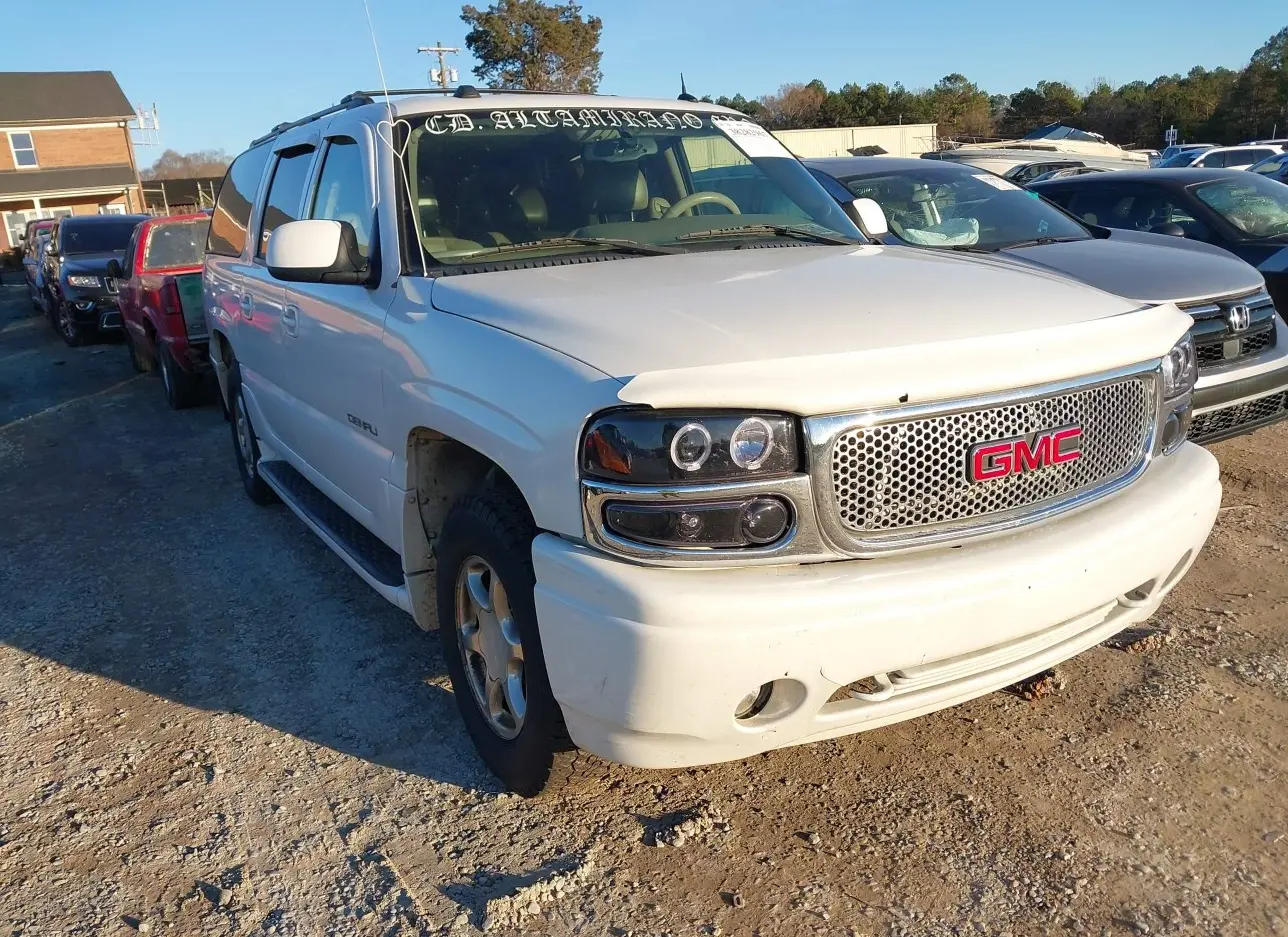 2005 GMC  - Image 1.