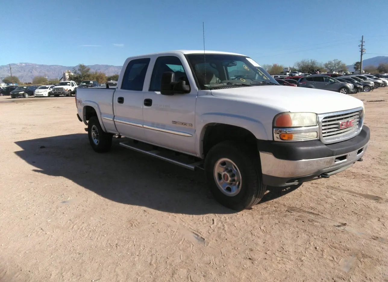 2001 GMC  - Image 1.