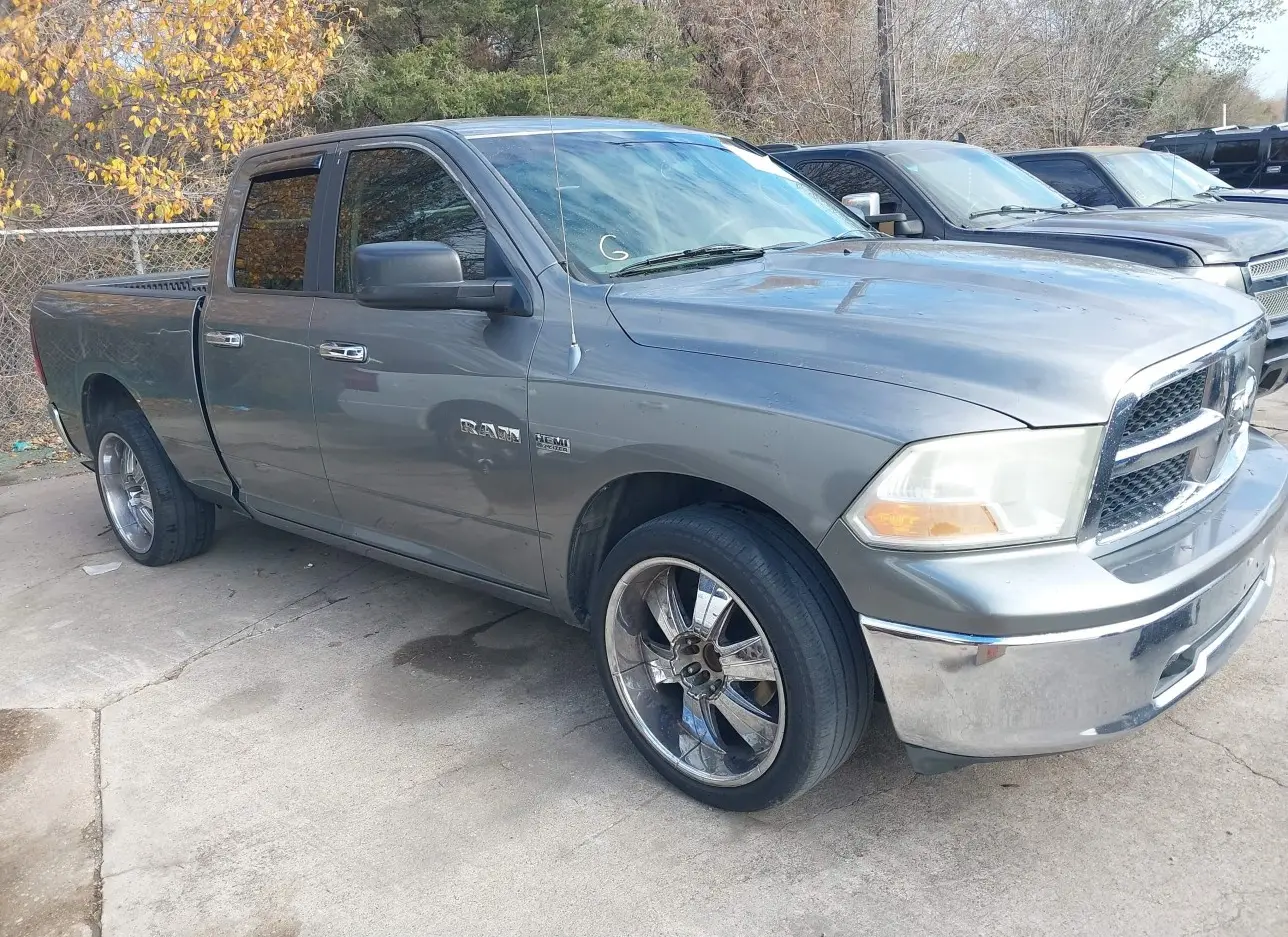 2010 DODGE  - Image 1.