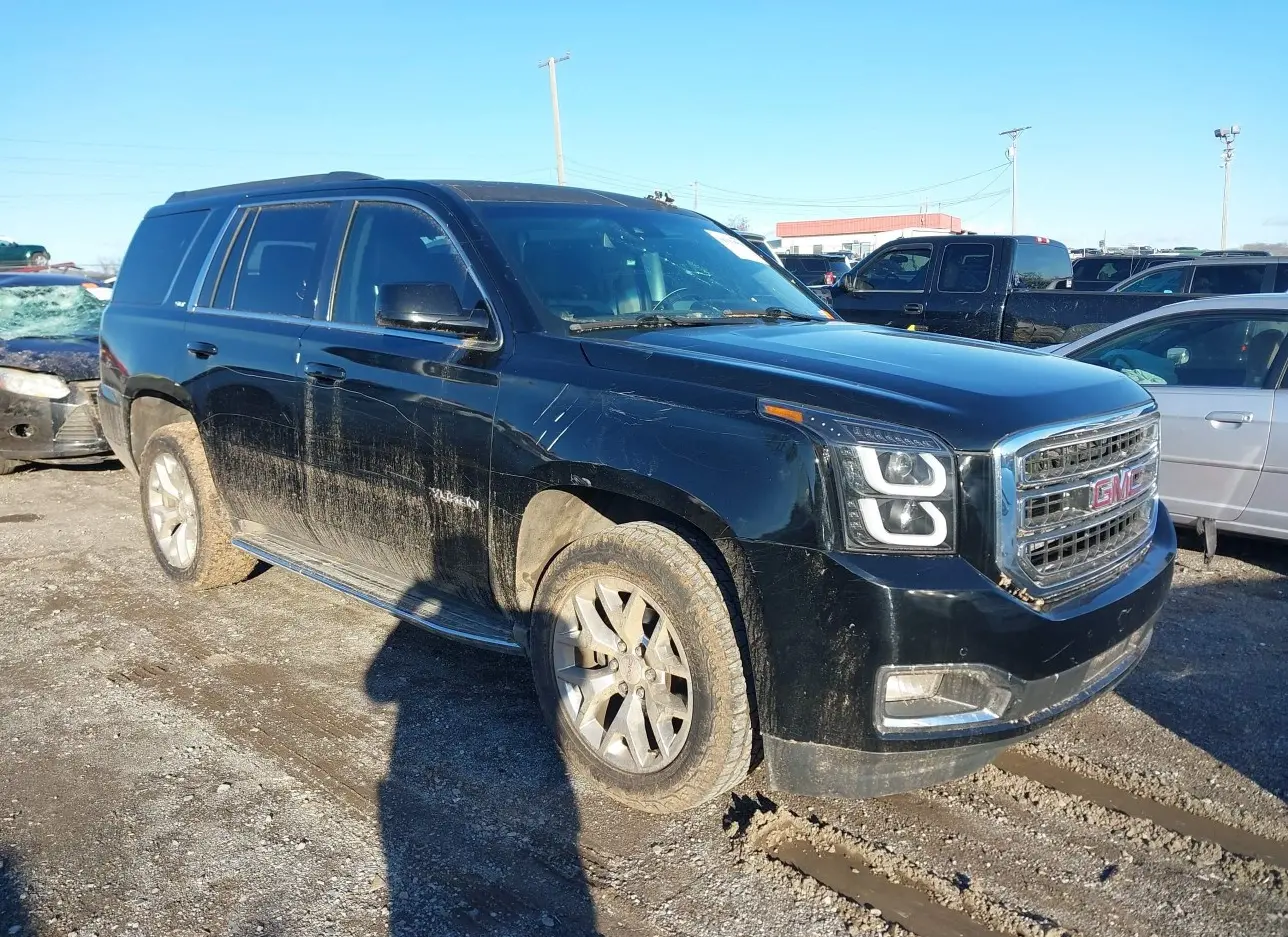 2016 GMC  - Image 1.