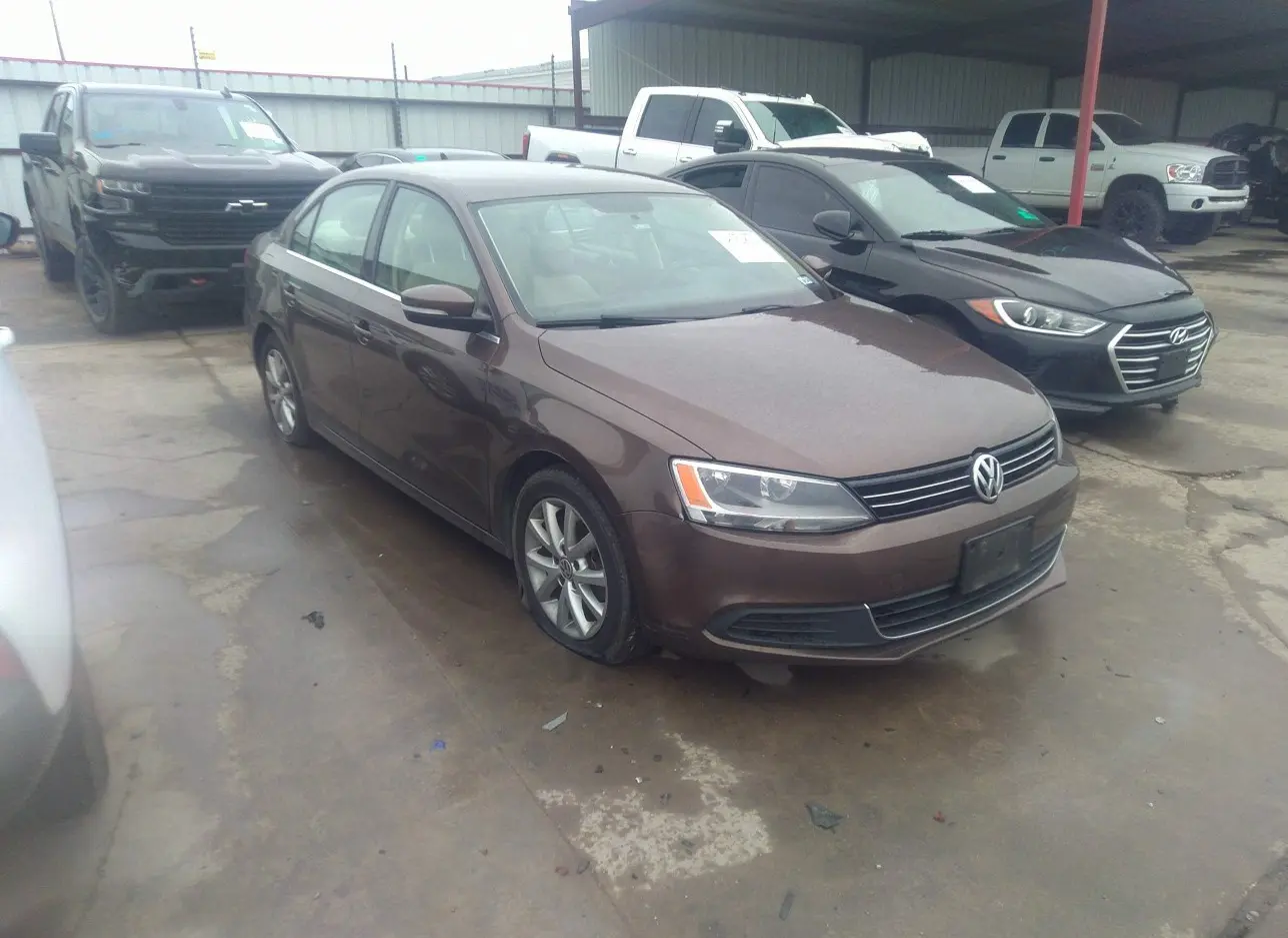 2014 VOLKSWAGEN  - Image 1.