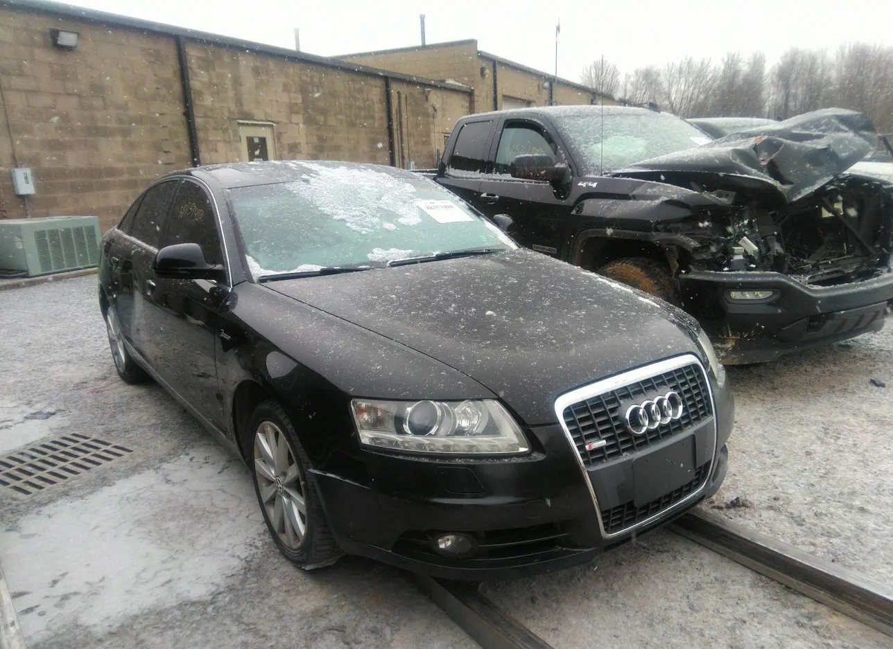 2010 AUDI  - Image 1.