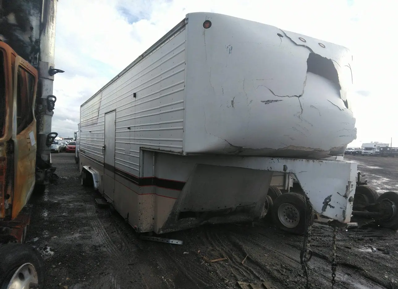 1985 COMPETITION TRAILERS INC  - Image 1.