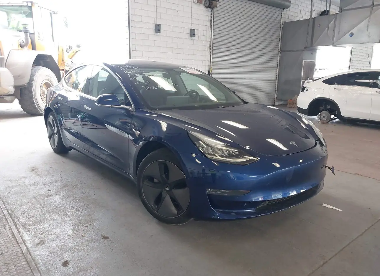 2019 TESLA  - Image 1.