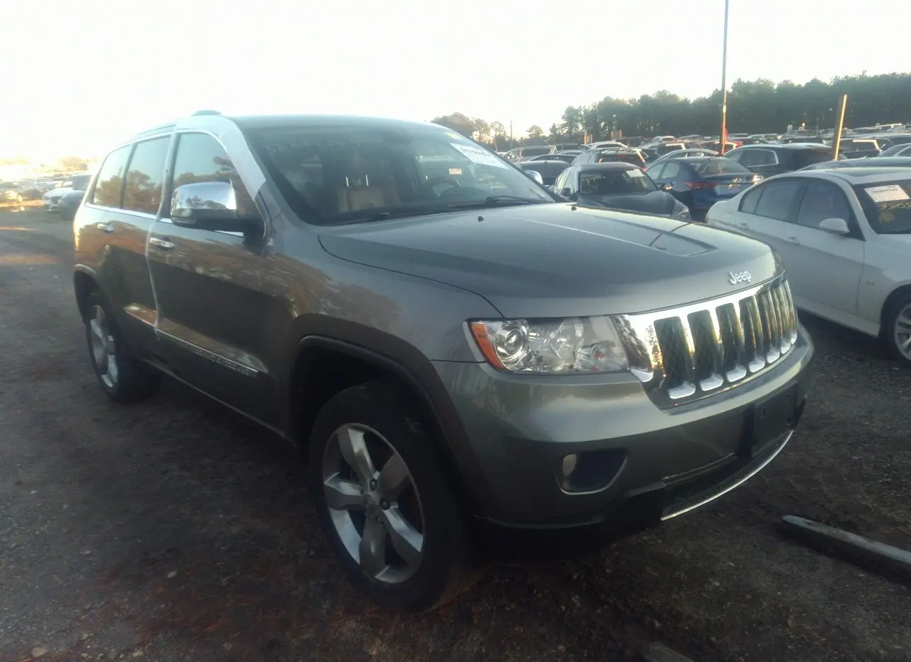 2011 JEEP  - Image 1.