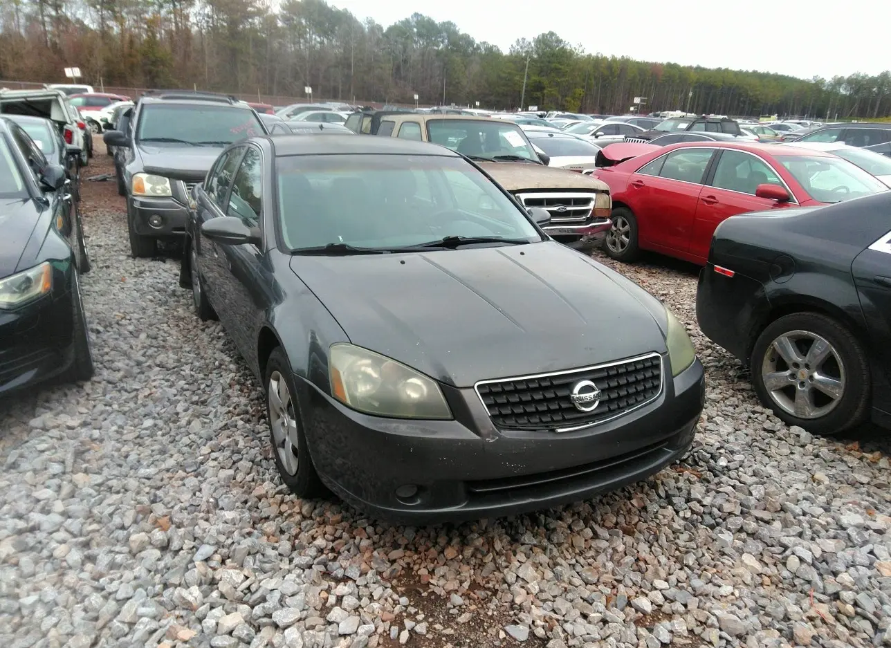 2006 NISSAN  - Image 1.