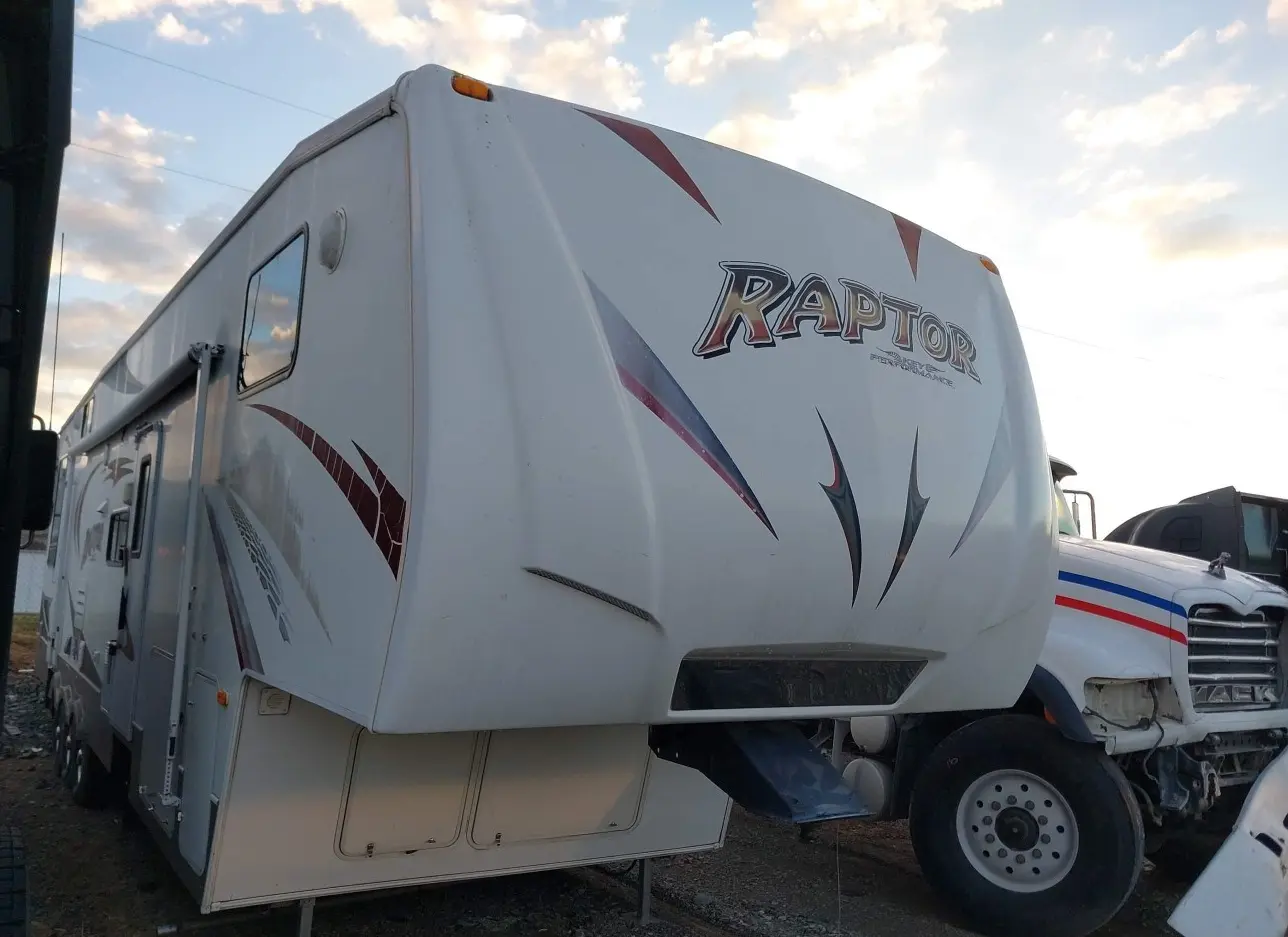 2008 KEYSTONE RV  - Image 1.