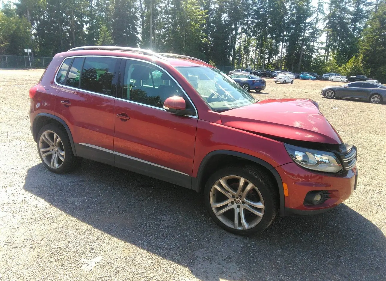 2013 VOLKSWAGEN  - Image 1.