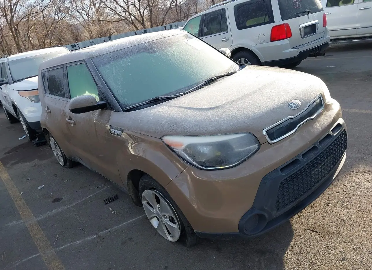 2015 KIA  - Image 1.