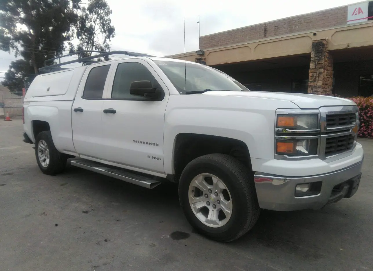 2014 CHEVROLET  - Image 1.