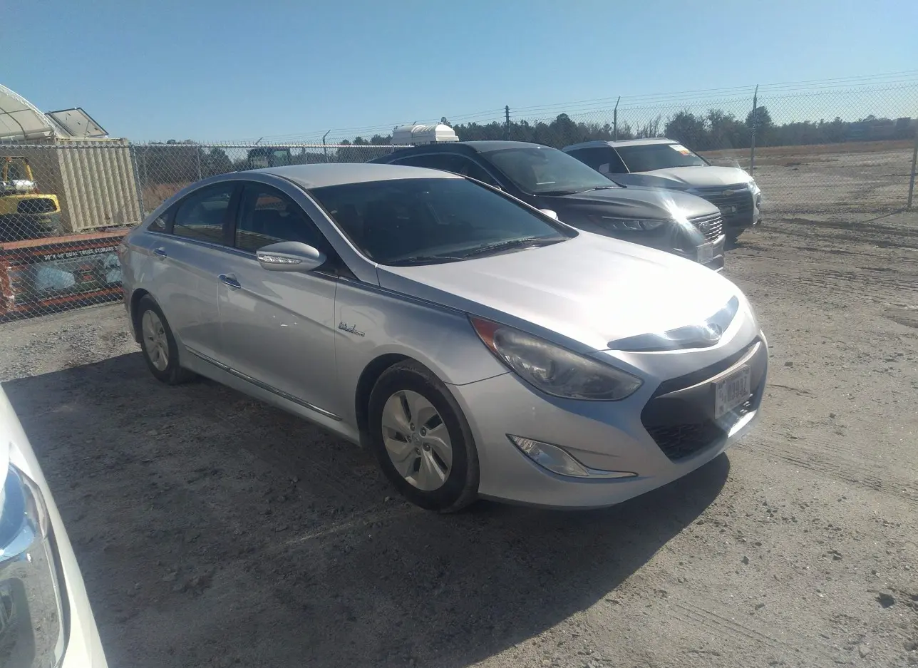 2015 HYUNDAI  - Image 1.