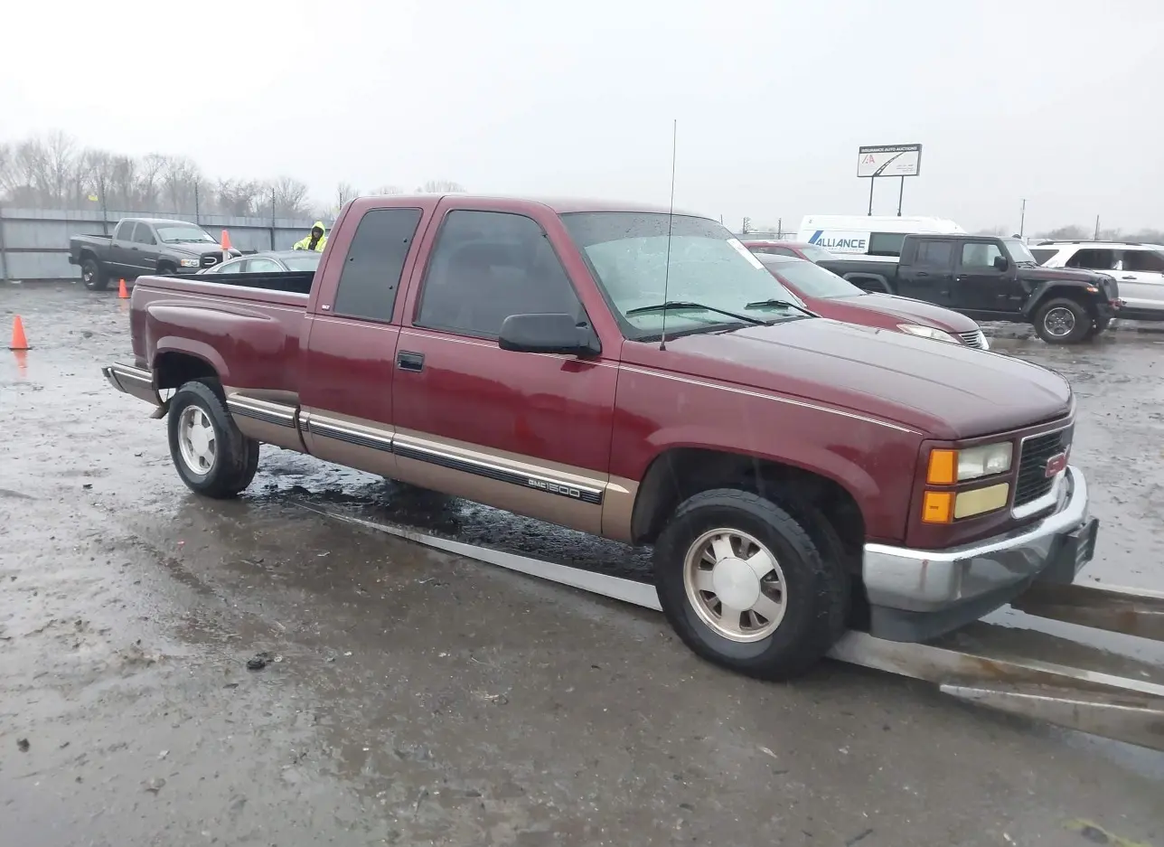 1997 GMC  - Image 1.