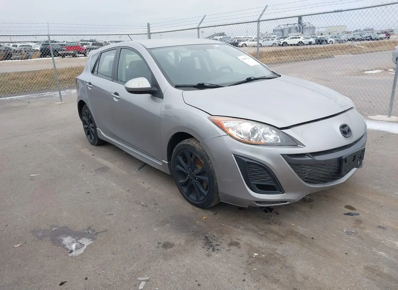 2011 MAZDA  - Image 1.