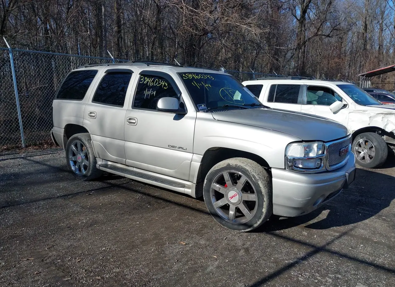 2006 GMC  - Image 1.