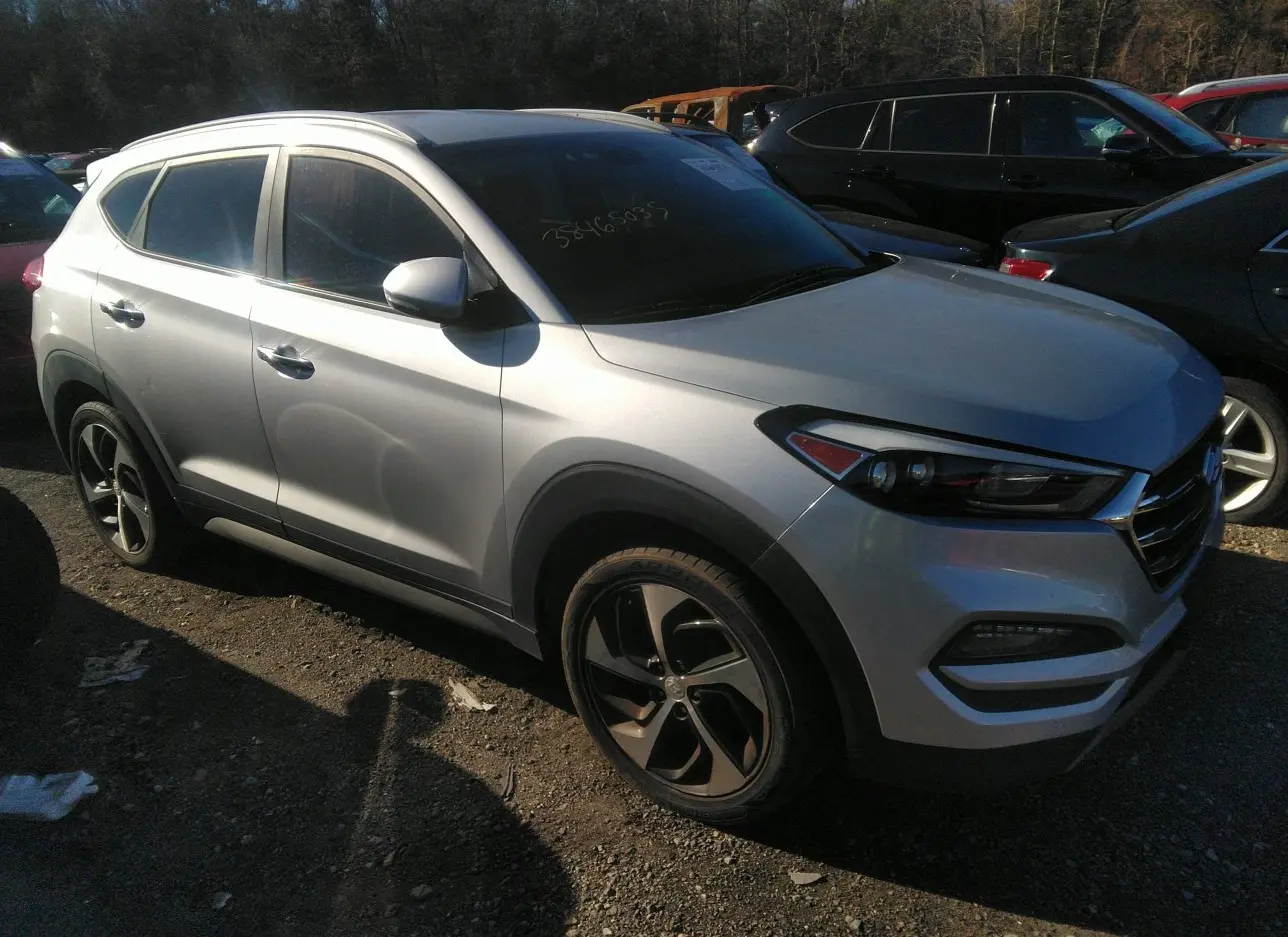 2017 HYUNDAI  - Image 1.