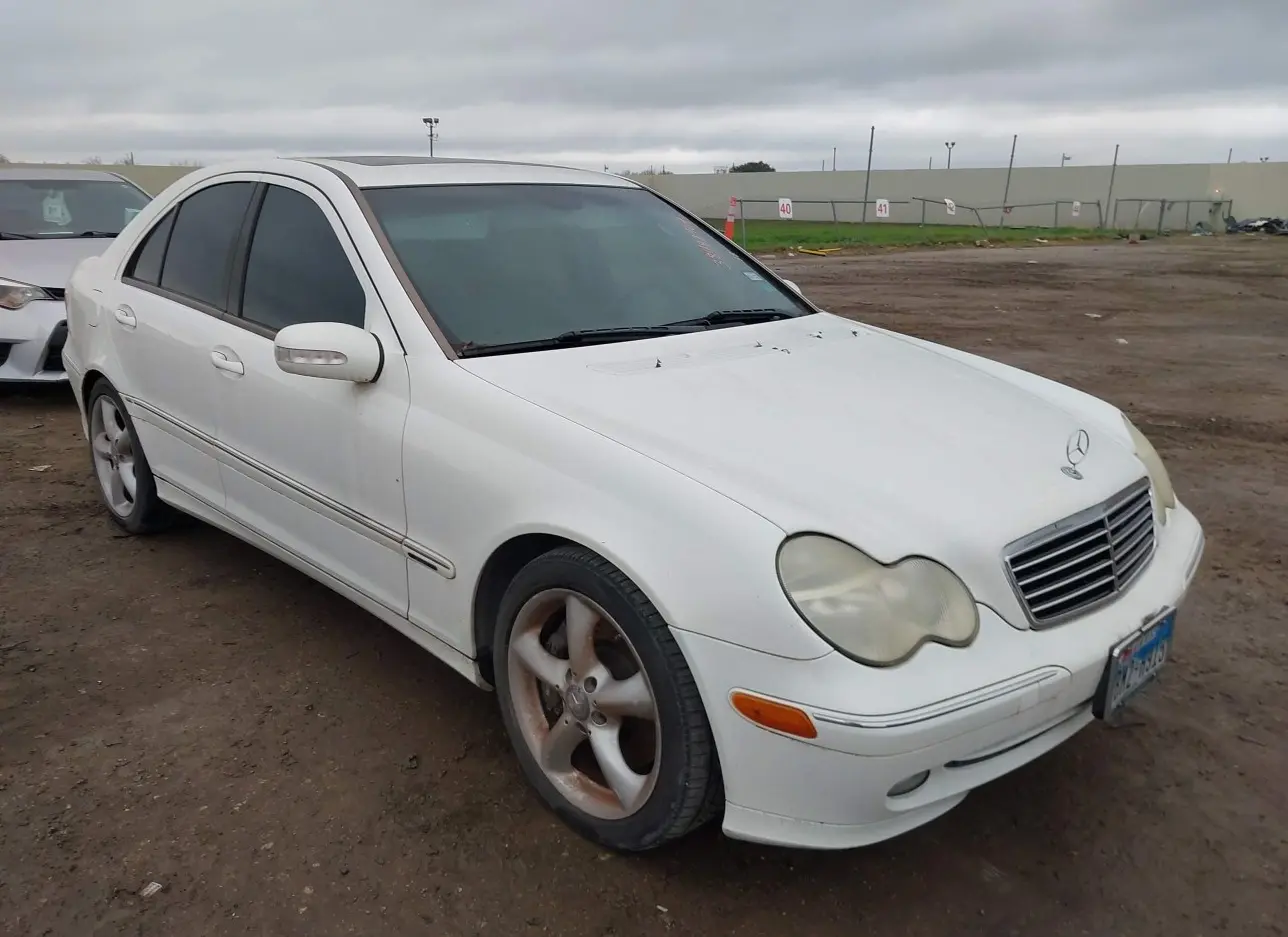 2004 MERCEDES-BENZ  - Image 1.