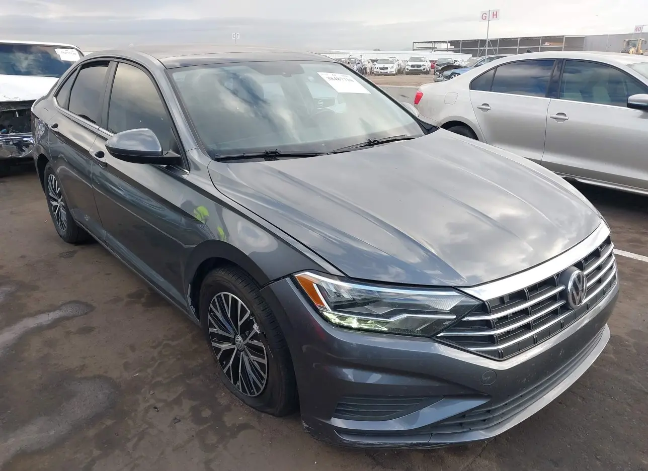 2019 VOLKSWAGEN  - Image 1.