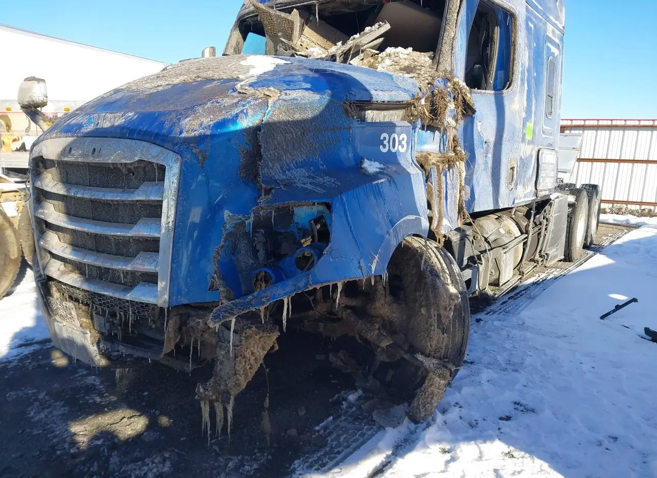 2018 FREIGHTLINER  - Image 1.