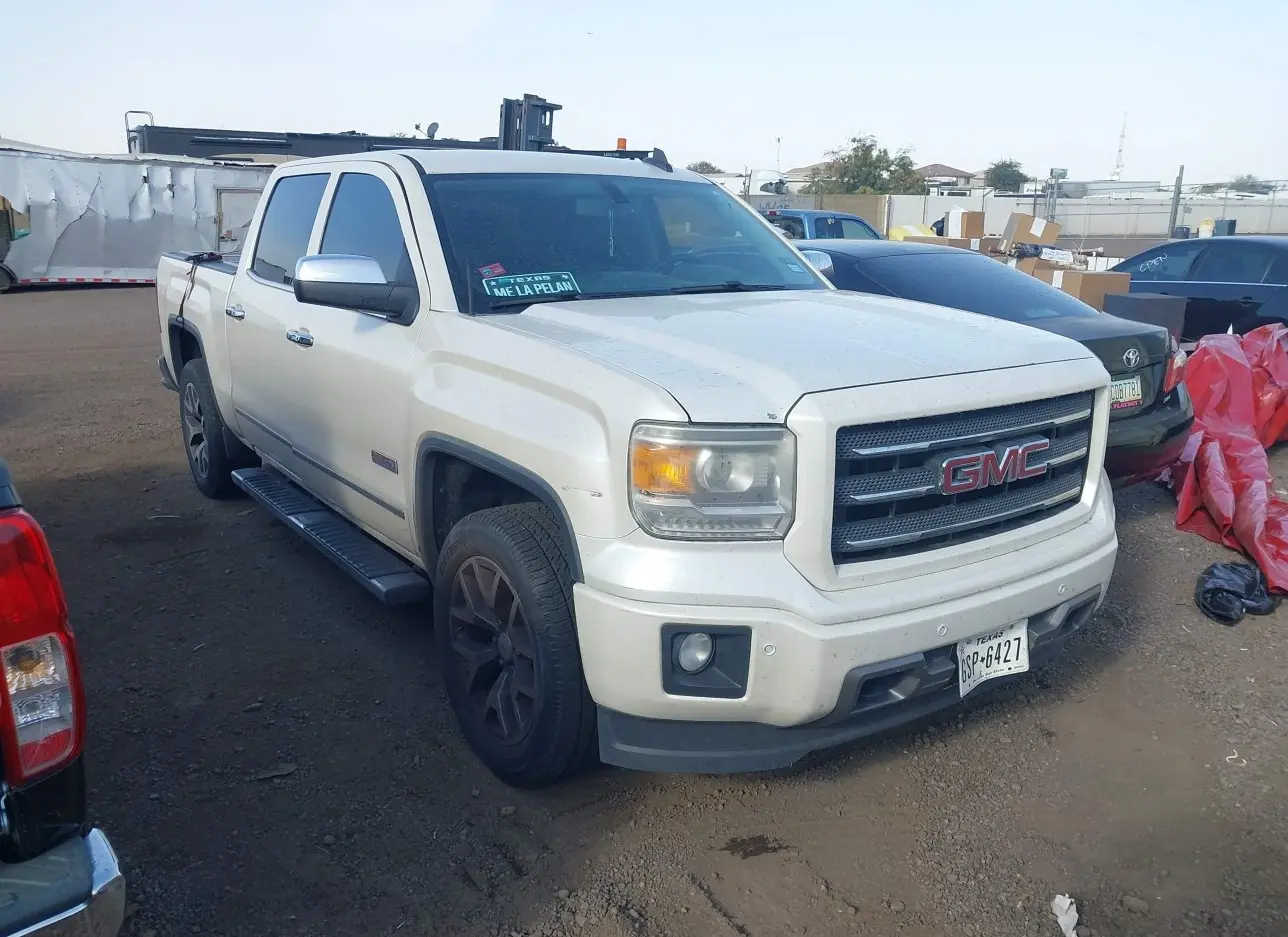 2015 GMC  - Image 1.