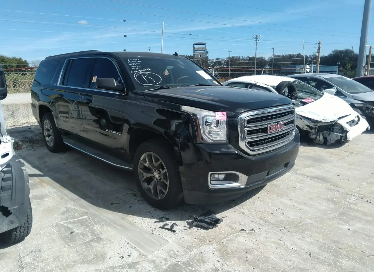 2015 GMC  - Image 1.