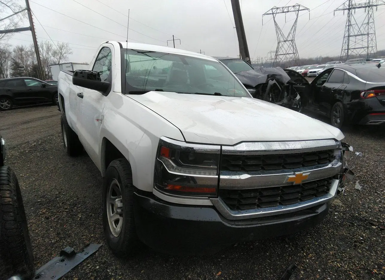 2017 CHEVROLET  - Image 1.