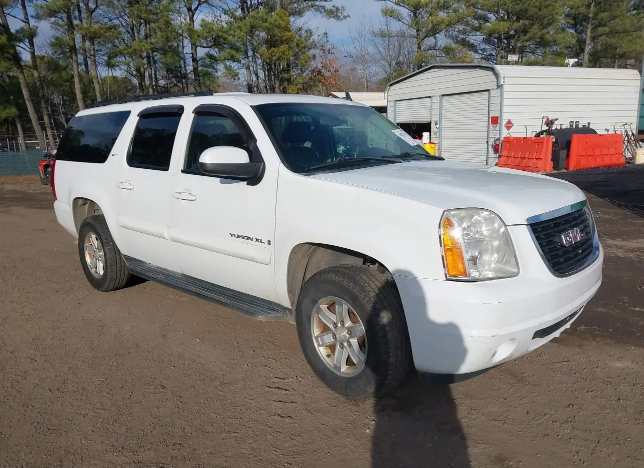 2007 GMC  - Image 1.