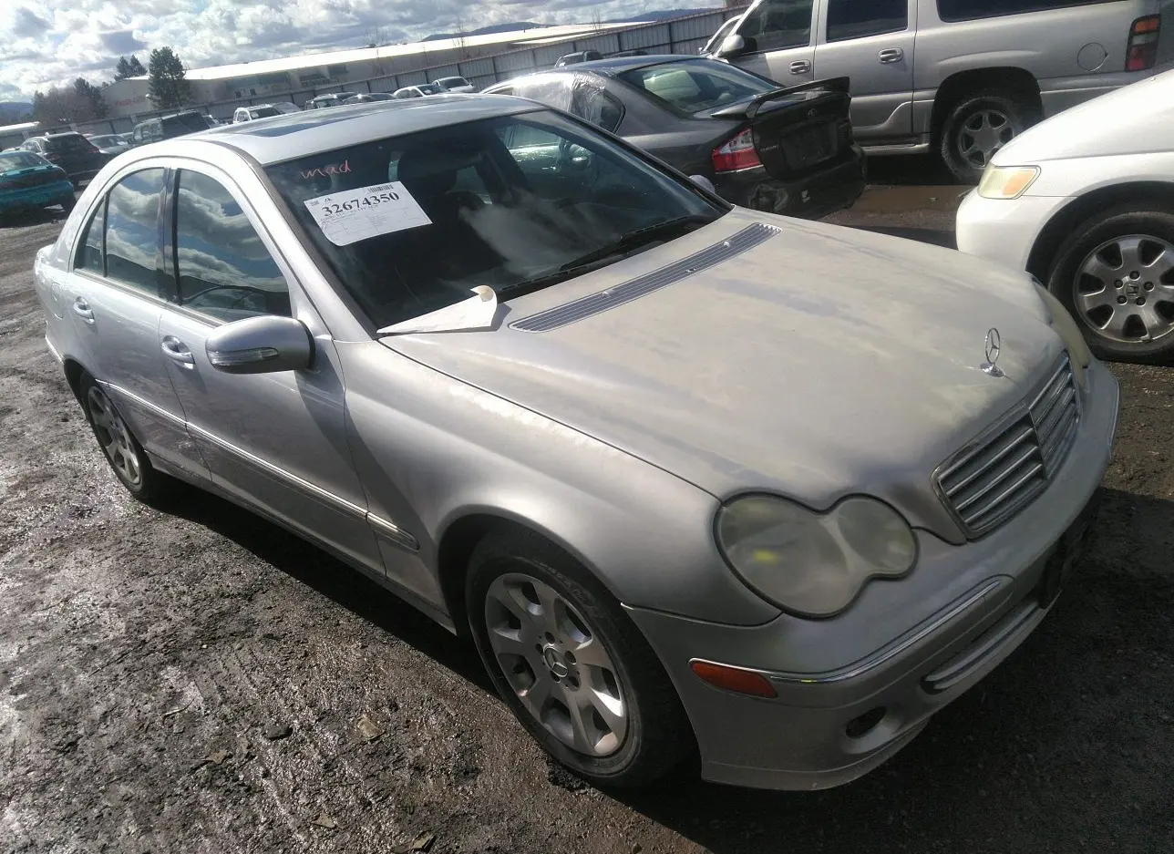 2005 MERCEDES-BENZ  - Image 1.