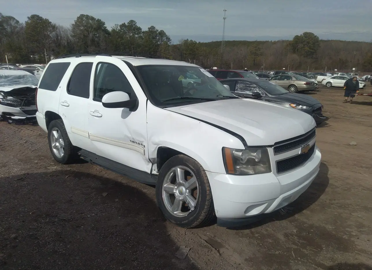 2009 CHEVROLET  - Image 1.